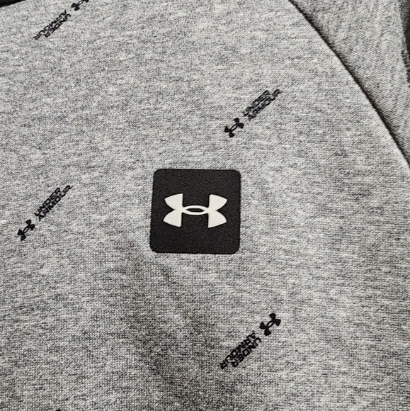 Under Armour hoodie - Picture 6 of 6